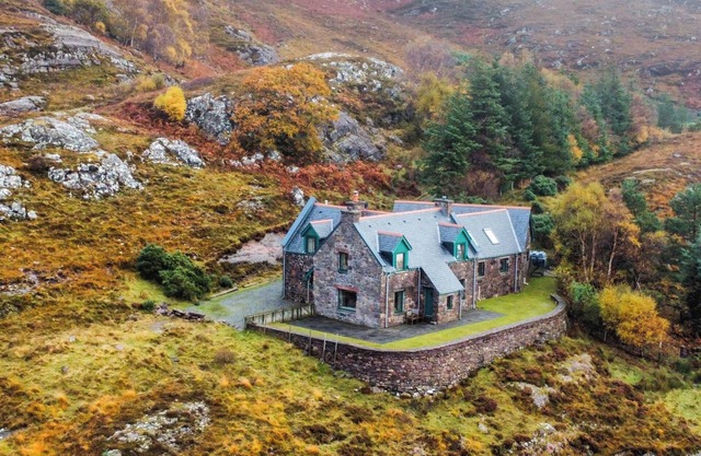 2 bedroom accommodation in Shieldaig