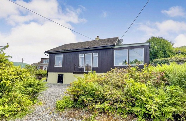 2 bedroom accommodation in Strachur