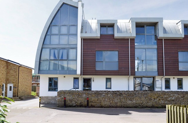2 bedroom accommodation in West Bay, near Bridport