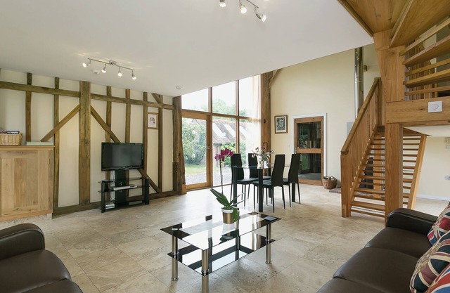 2 bedroom accommodation in Herstmonceux, near Hailsham