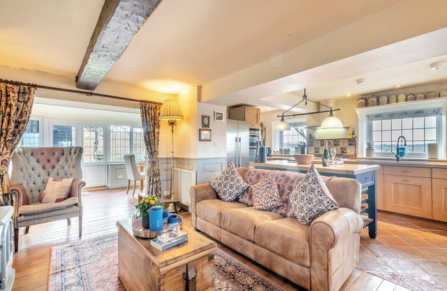 2 bedroom accommodation in Reedham