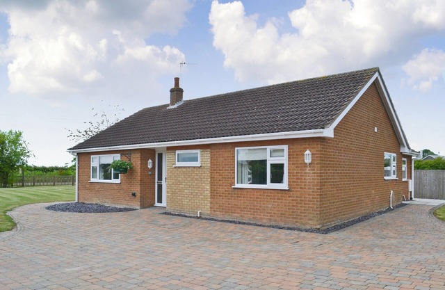 2 bedroom accommodation in Anderby, near Skegness