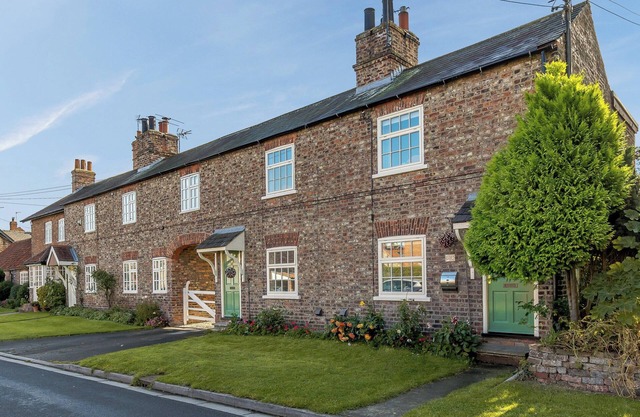 2 bedroom accommodation in Wheldrake, near York