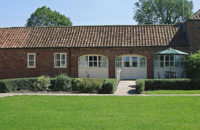 2 bedroom accommodation in Brigham
