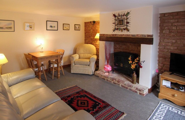 2 bedroom accommodation in Docking