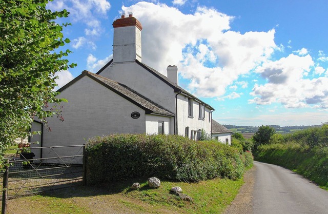 2 bedroom accommodation in Brompton Ralph, near Wiveliscombe