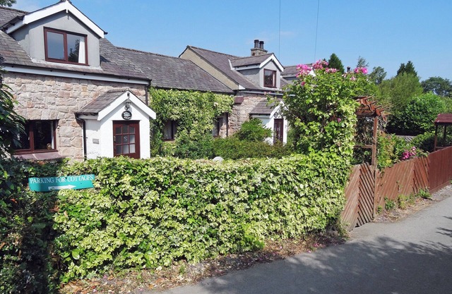 2 bedroom accommodation in Rowen, near Conwy