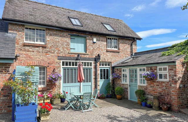 2 bedroom accommodation in York