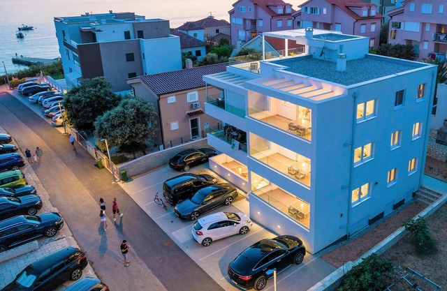 2 bedroom amazing apartment in Mandre