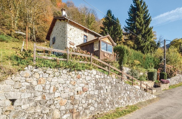 2 bedroom amazing home in Razecueillé