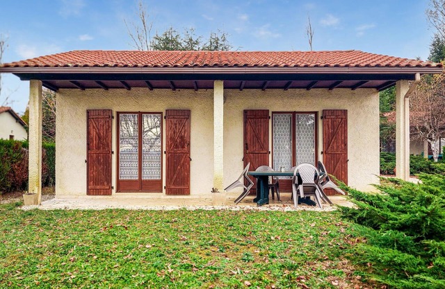 2 bedroom amazing home in Sarrecave