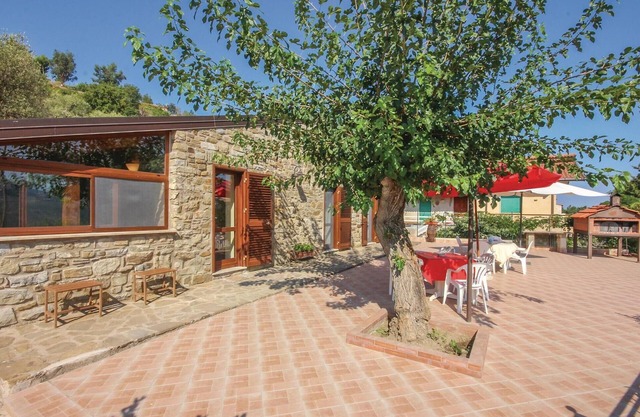 2 bedroom amazing home in Perdifumo SA