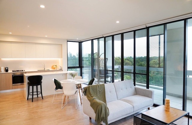2-bedroom apartment close to Olympic Park with AC, WiFi