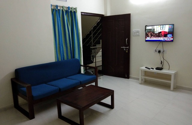 2 Bedroom Apartment near Basavatarakam Indo American Cancer Hospital.