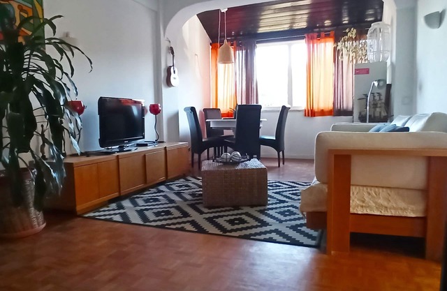2 bedroom apartment Praia de Carcavelos