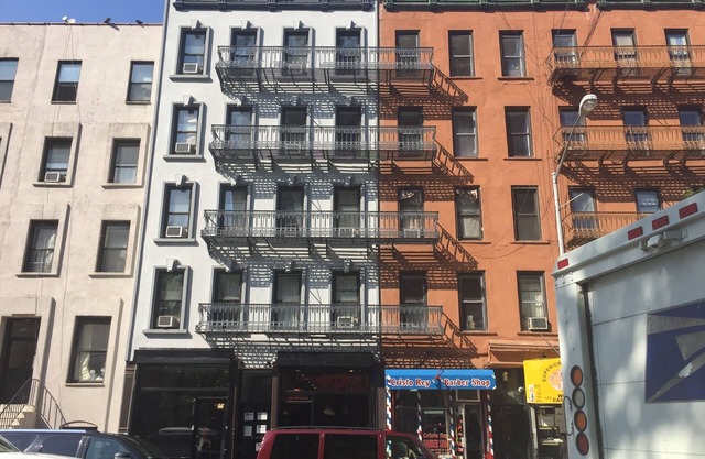 2 Bedroom Apt Just Off Park Ave