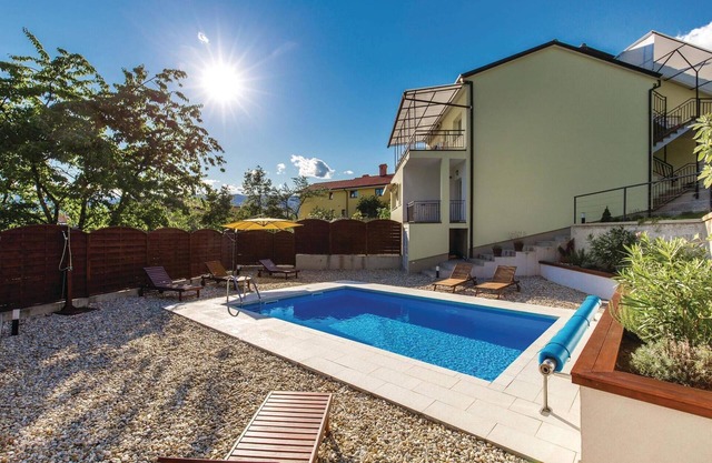 2 bedroom awesome apartment in Matulji