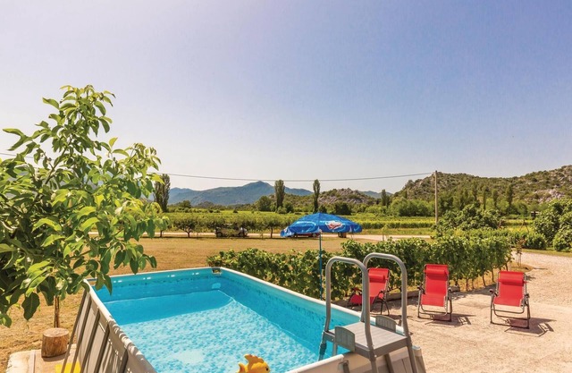 2 bedroom awesome home in Stasevica