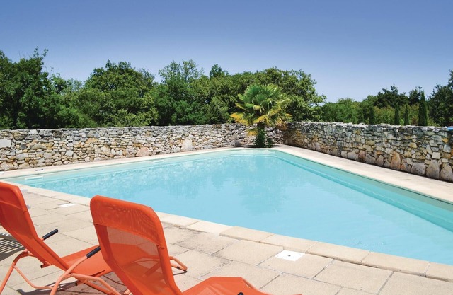 2 bedroom awesome home in Padirac