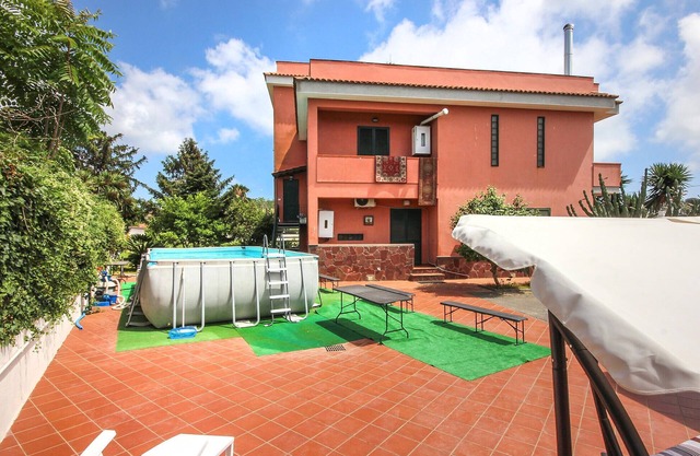 2 bedroom awesome home in Pozzuoli