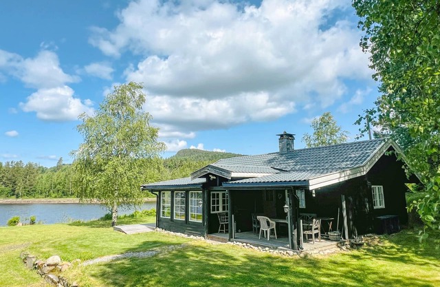 2 bedroom awesome home in östmark