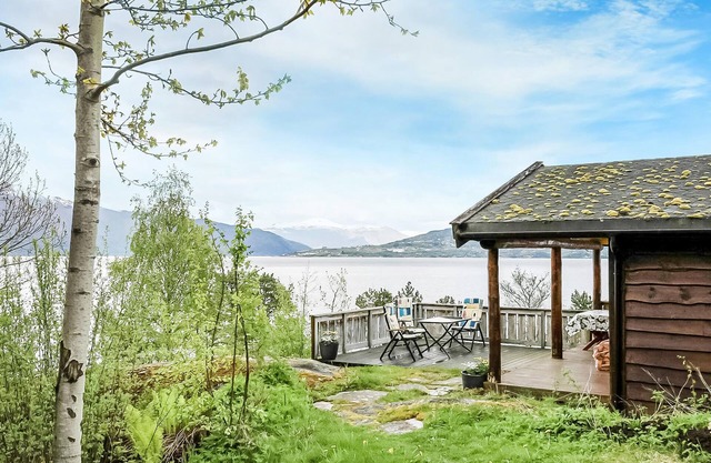 2 bedroom beautiful home in Balestrand
