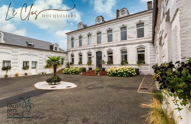 2 Bedroom Bed & breakfast in Hucqueliers