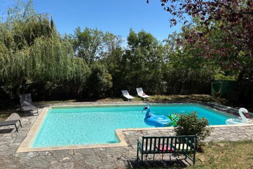 2 Bedroom Cottage - Sleeps 6 - Pool - Garden