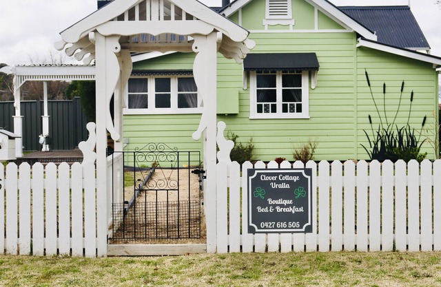 2 Bedroom Country Cottage - Sleeps up to 6
