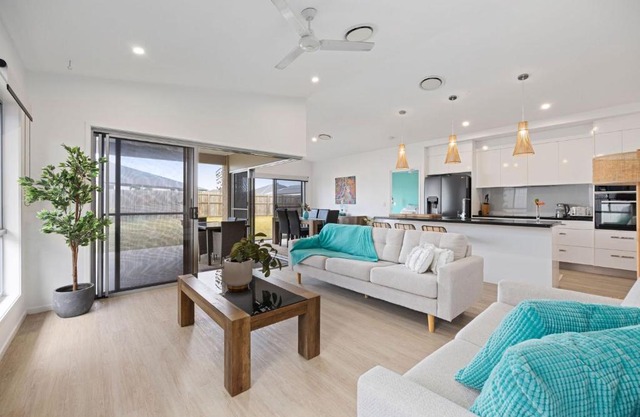 2 bedroom Escape on Oceans