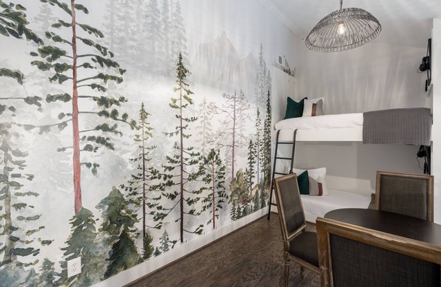 2 Bedroom Executive Suite + Bunk Bed Loft