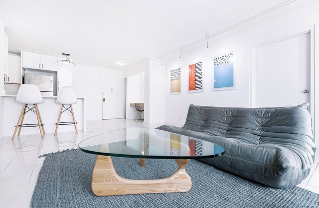 2-Bedroom | FREE Parking | Culver City Condo