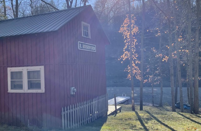 2-bedroom lakefront cottage on Rushford Lake with private dock.