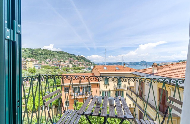 2 bedroom lovely apartment in Le Grazie