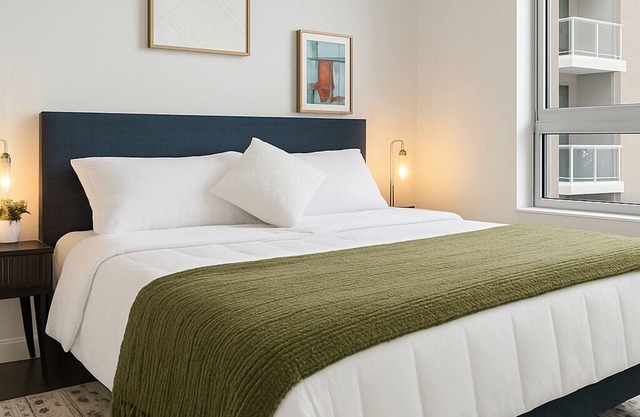 2-bedroom Luxury apartment in amazing Cambridge with Garage parking