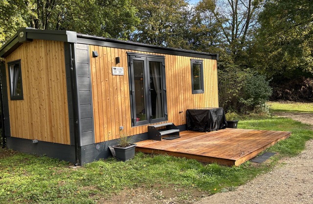 2 Bedroom Mobile Home in Wemding