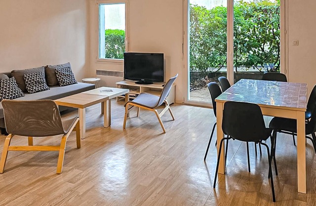 2 bedroom nice apartment in Le Pellerin