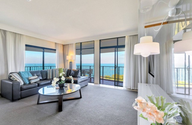 2-Bedroom Penthouse Retreat | Water Views, Pool & Balcony