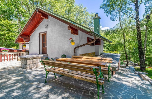 2 bedroom pet friendly home in Breze