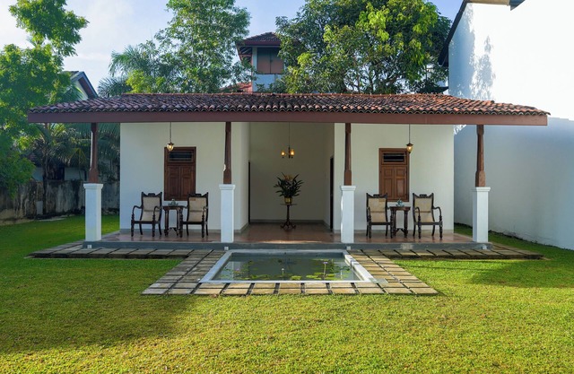 2-bedroom Private villa near Int'l Airport with AC, free WiFi and Swimming Pool.