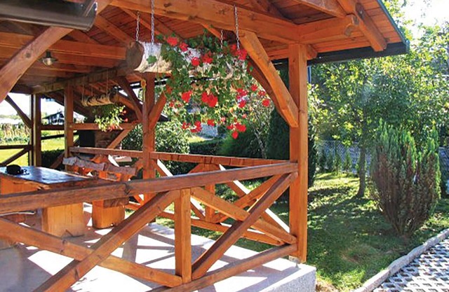 2 bedroom stunning home in Bosiljevo