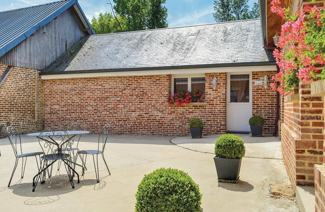 2 bedroom stunning home in Roisel