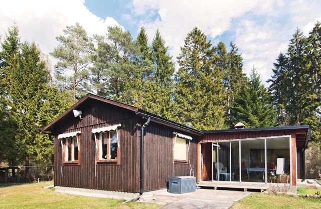 2 Bedroom Stunning Home In Slite