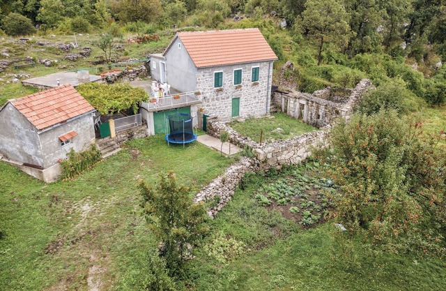 2 bedroom stunning home in Herceg Novi