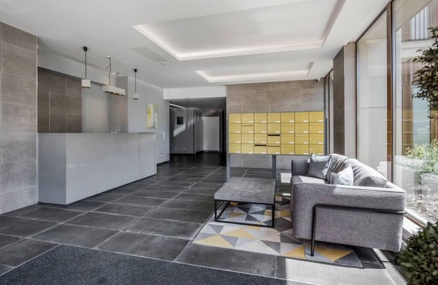 2 Bedroom Top Floor Grosvenor's Luxury Apartment
