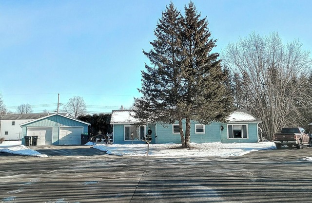2-bedroom town-home in Marshfield MONTHLY ~NURSES ~STUDENTS