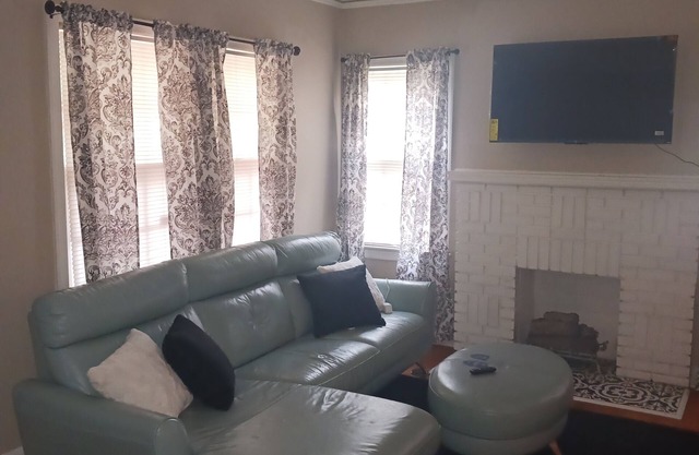 2-bedroom vacation home 14 minutes from University of Alabama-Birmingham
