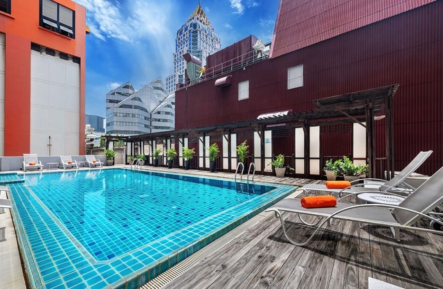 2 BR/Lumpini/PR/Monthly