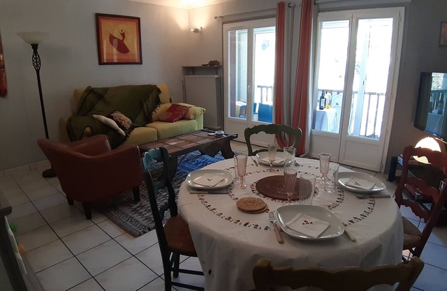 2* - Holidays or spa in Oratori, Nice T2 garage and parking