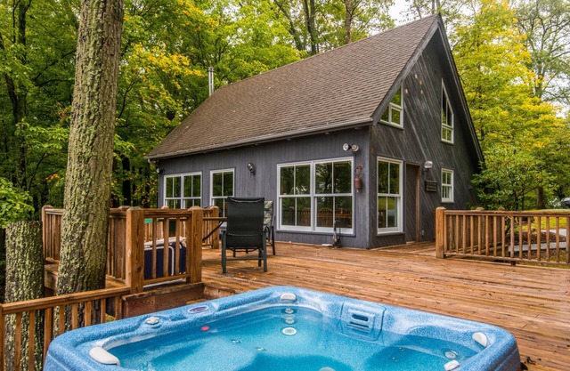2 Loft BR, 1 BA